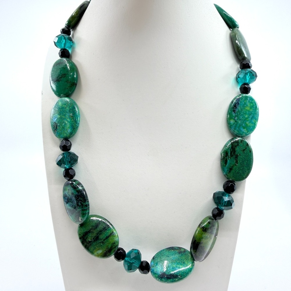 Vintage Y2K Chunky Green Faux Turquoise Jasper Beaded Necklace Statement Strand